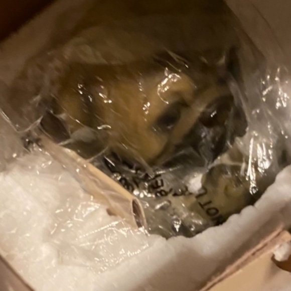 DWK HEAVENLY HOUND FIGURINE - Picture 10 of 11